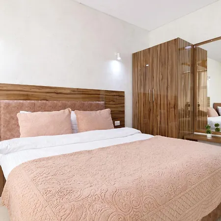 Center Gili 4*