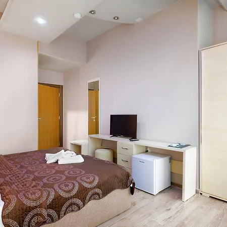 Center Gili 4*